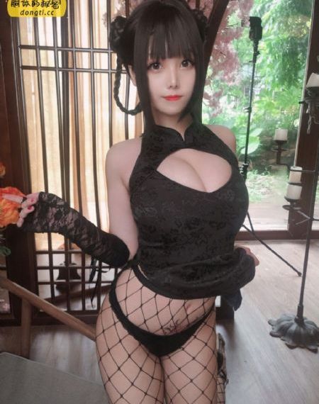 少妇丰满极品嫩模白嫩_高清完整版观看