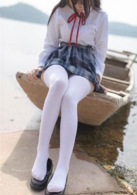 丰满年轻岳每3_国产剧免费在线观看